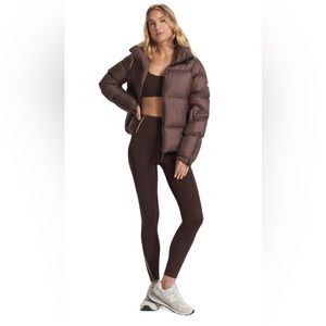 Vuori Evolve Lunar Legging/ Color: Mahogany/ Size Small/ NWT